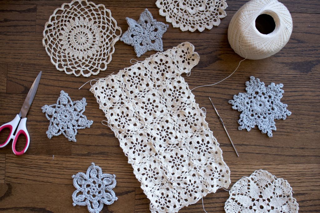 How to start crocheting a doily, doily, crochet needle, scissors, yarn