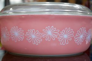 Pyrex pink daisy vintage dish
