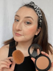 bronzer, makeup tips