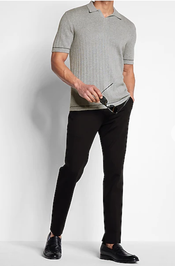 Man wearing knit polo, one the Spring 2022 fashion trends.