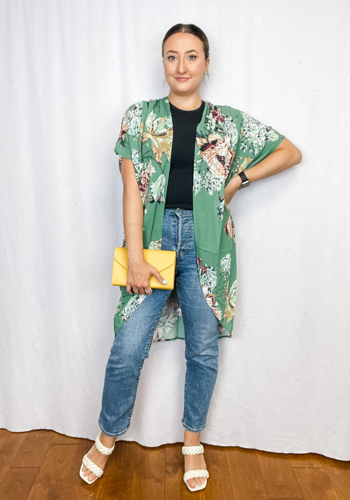 Jen of The Harper Girls wearing a green kimono