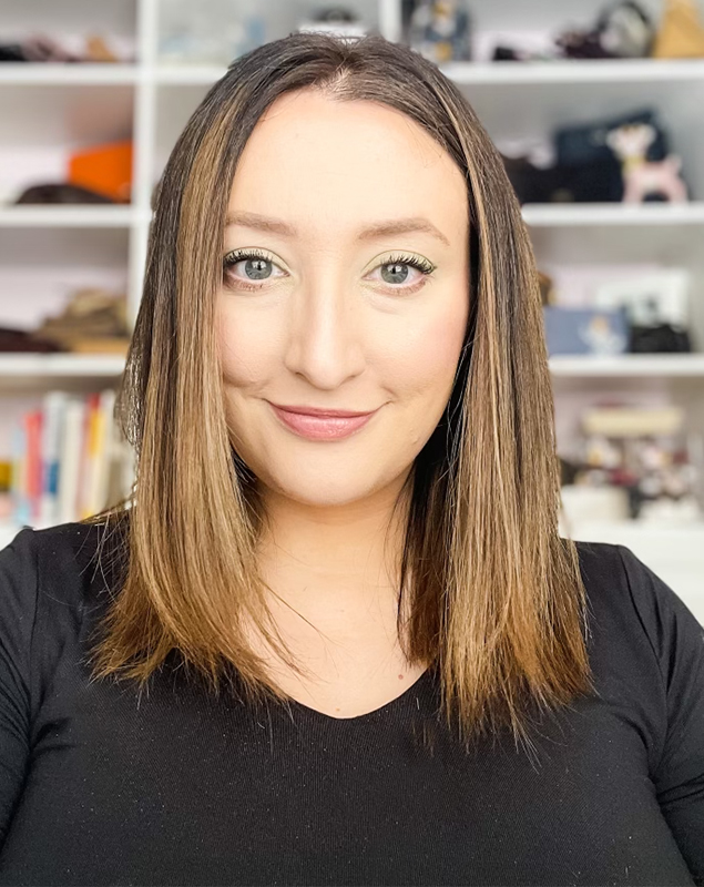 Woman wearing green eyeshadow