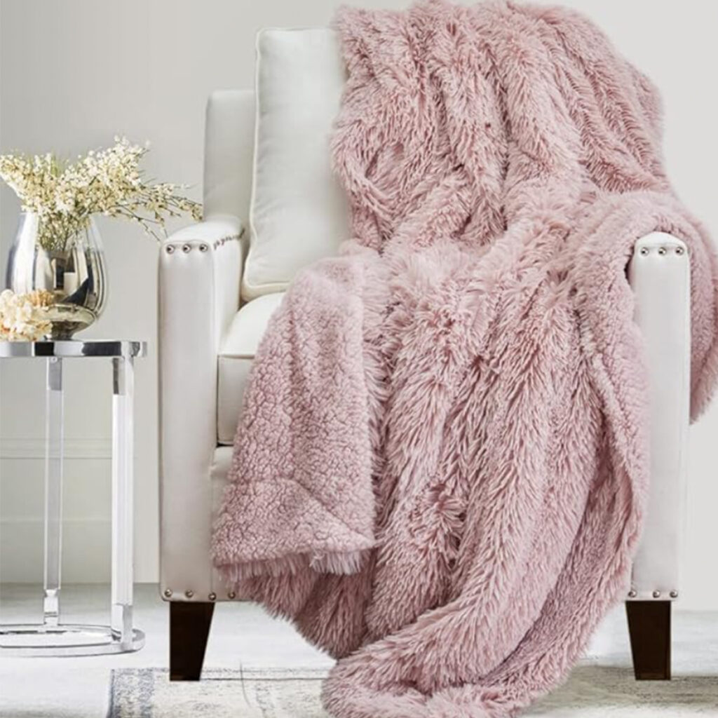 Throw blanket
