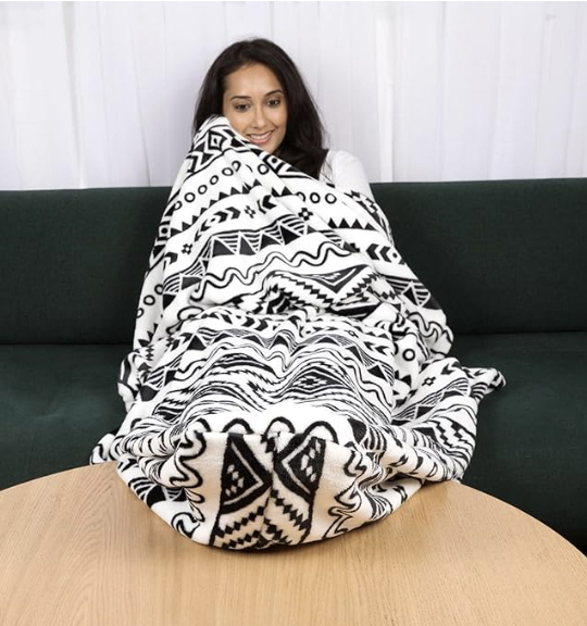 Blanket with Foot Pocket